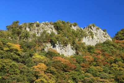 川上村の屏風岩と紅葉の絶景写真
